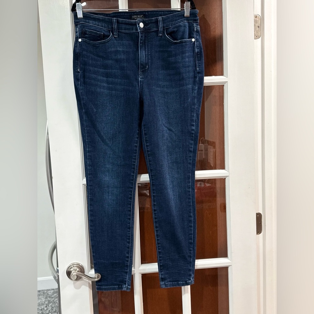 MID RISE CRINKLE ANKLE SKINNY JEANS BY JUDY BLUE